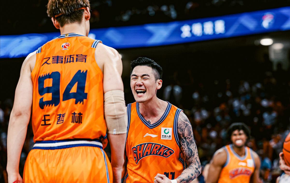 大反扑！尼克斯落后16分又追上：布伦森轰16分，文班9分5盖帽