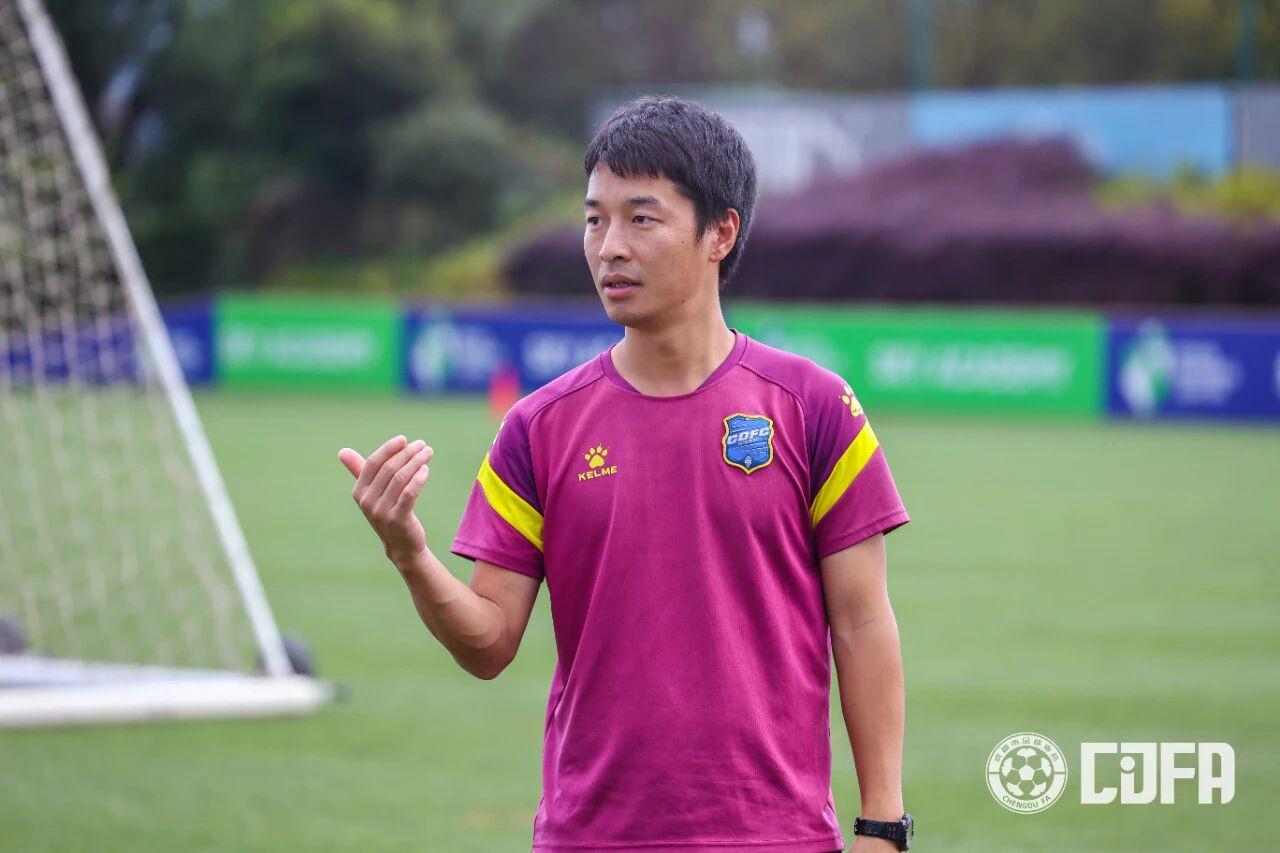 910加载中FIFA前10已有8队进16强，阿根廷明日出战，荷兰出局